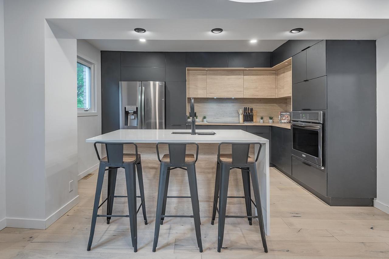 Free Parking Prime Location New Modern Condo Brossard Kültér fotó