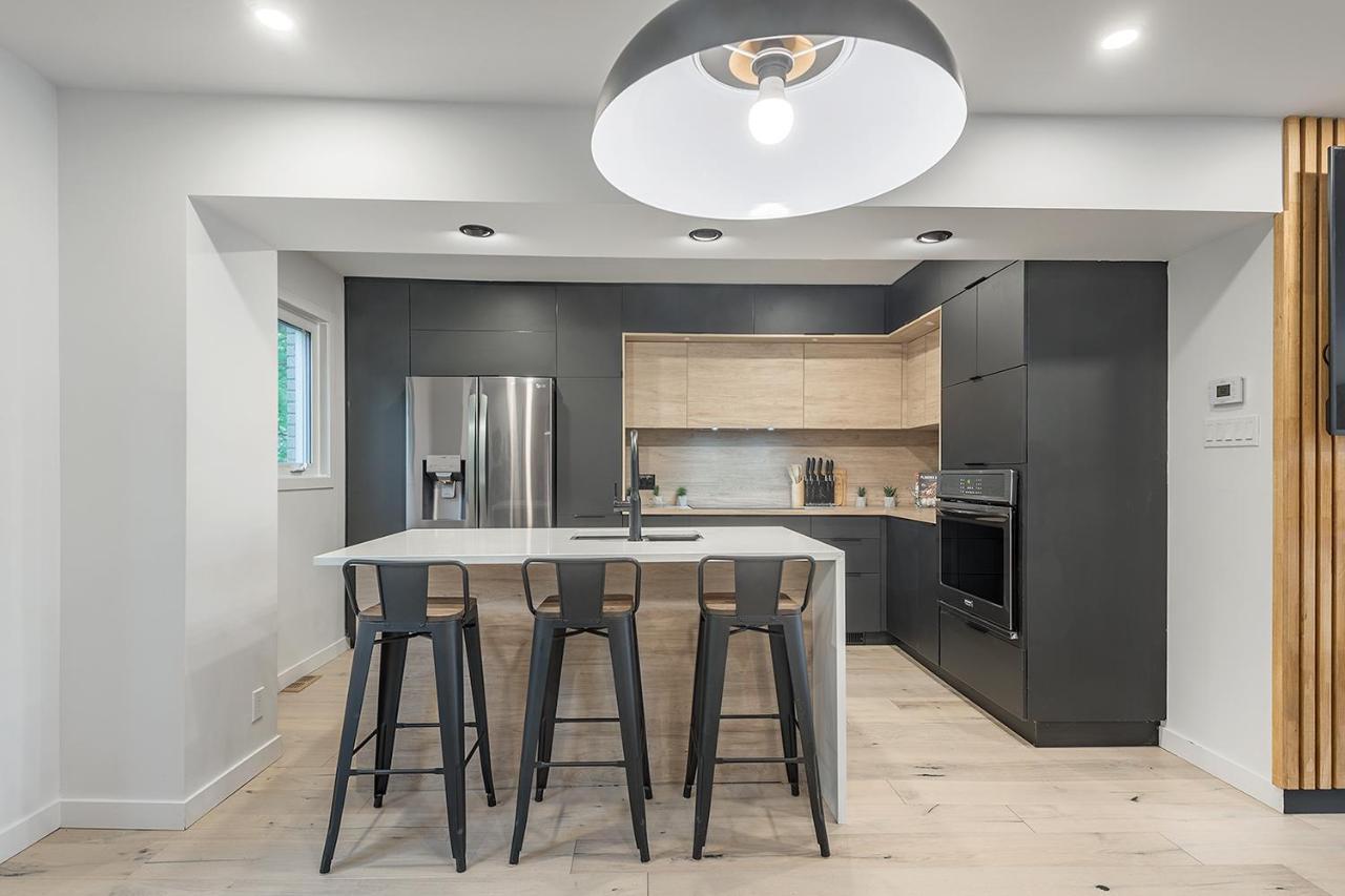 Free Parking Prime Location New Modern Condo Brossard Kültér fotó